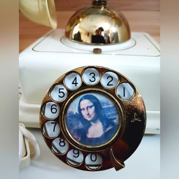 FINAL leavinVICTORIAN FRENCH STYLE ROTARY DESK PHONE Mona Lisa Center metal base - Picture 2 of 12